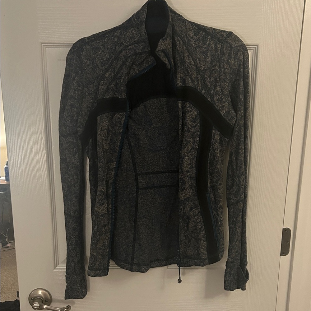 Lululemon Define Women’s Black, Blue& Gray Active Zip Jacket